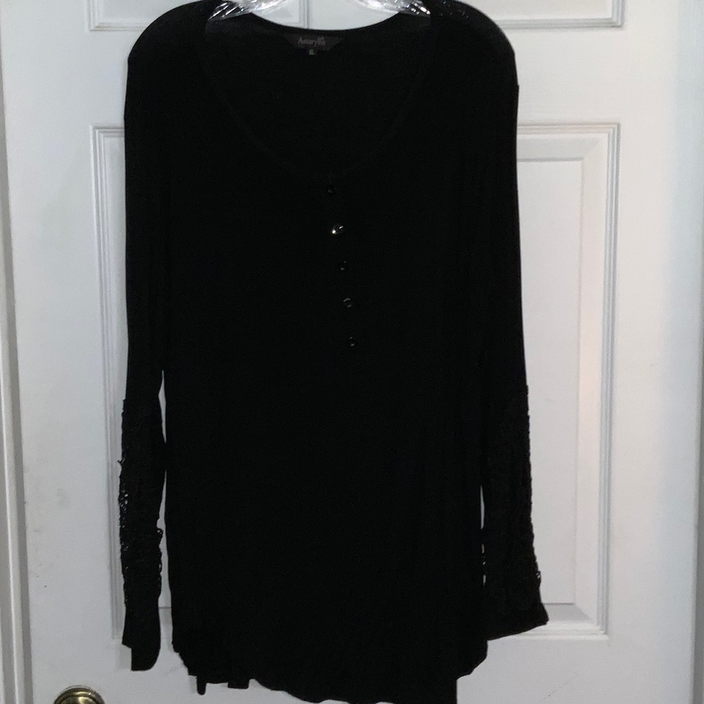 Amaryllis Black Long Sleeve Top